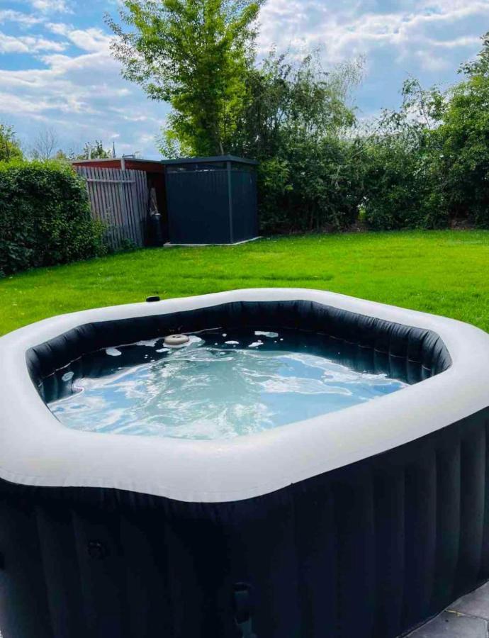 Вилла Haushalfte Mit Garten, Kamin, Grill & Whirlpool Nahe Ber Берлин Экстерьер фото