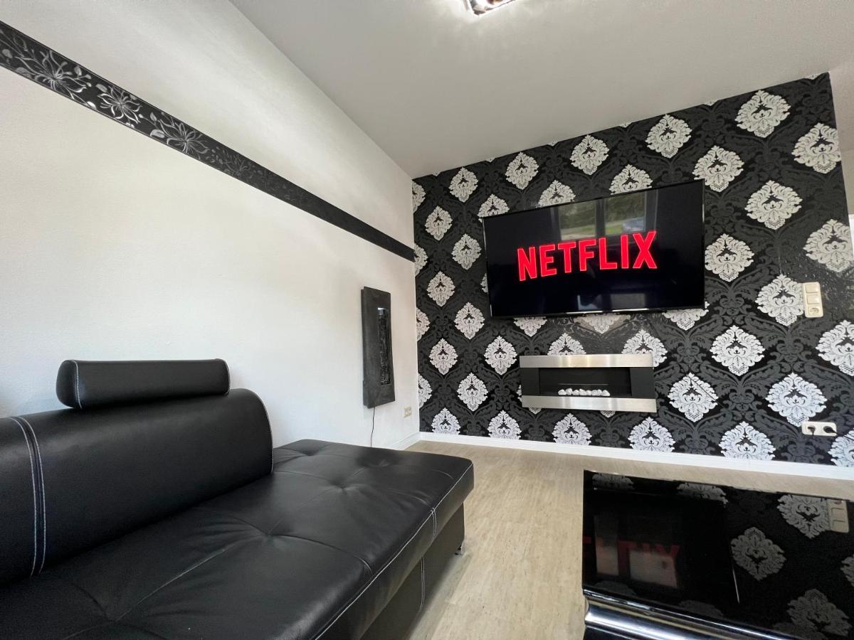 Вилла Haushalfte Mit Garten, Kamin, Grill & Whirlpool Nahe Ber Берлин Экстерьер фото