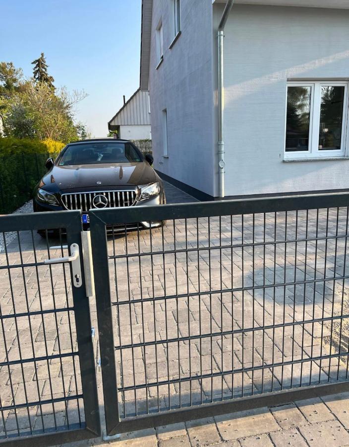 Вилла Haushalfte Mit Garten, Kamin, Grill & Whirlpool Nahe Ber Берлин Экстерьер фото